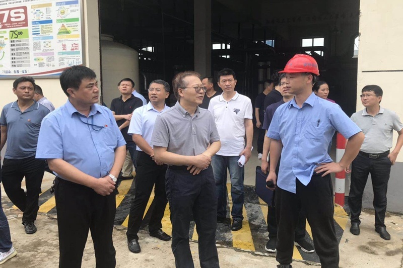 2020年8月5日，時任國家水利部全國節(jié)約用水辦公室副主任熊中才蒞臨景興紙業(yè)調研企業(yè)用水節(jié)水工作